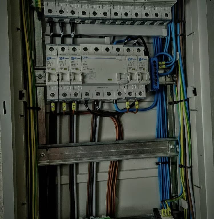 Profesionální elektroinstalace - obvod